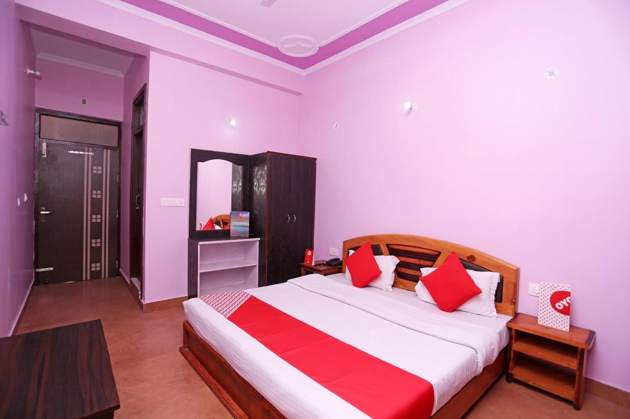 Oyo 19406 Hotel Janta Palace Almora Eksteriør billede